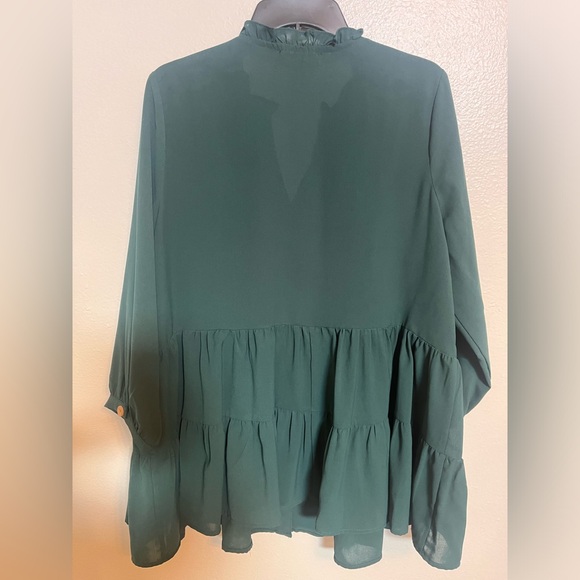 Entro- green top - Picture 2 of 2